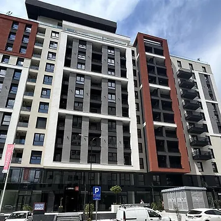 Ema - Avenija Free Parking